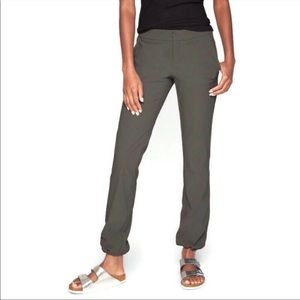 Athleta Wunder Trek Tech hiking pants size 14